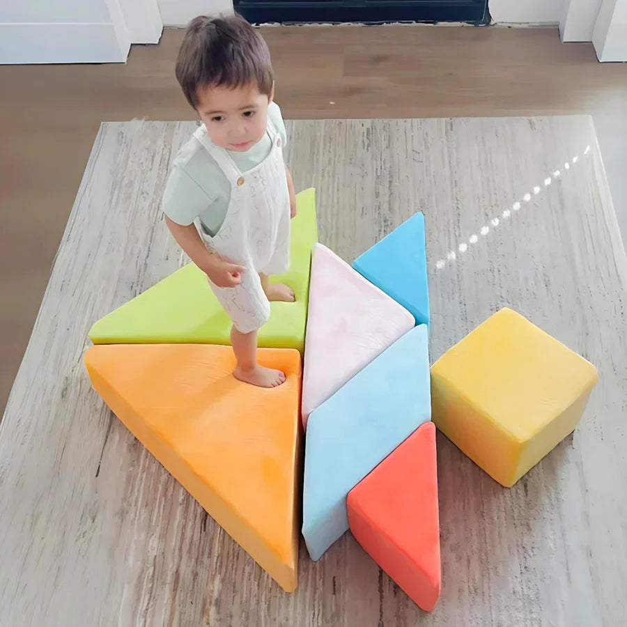 Plushitect® - Coussin de jeu puzzle Tangram